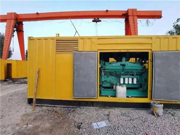 齐河冬季低温环境下，500KW发电机组应该选择什么类型的启动电瓶？